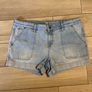 Gap Girlfriend Light Washed Jean Short